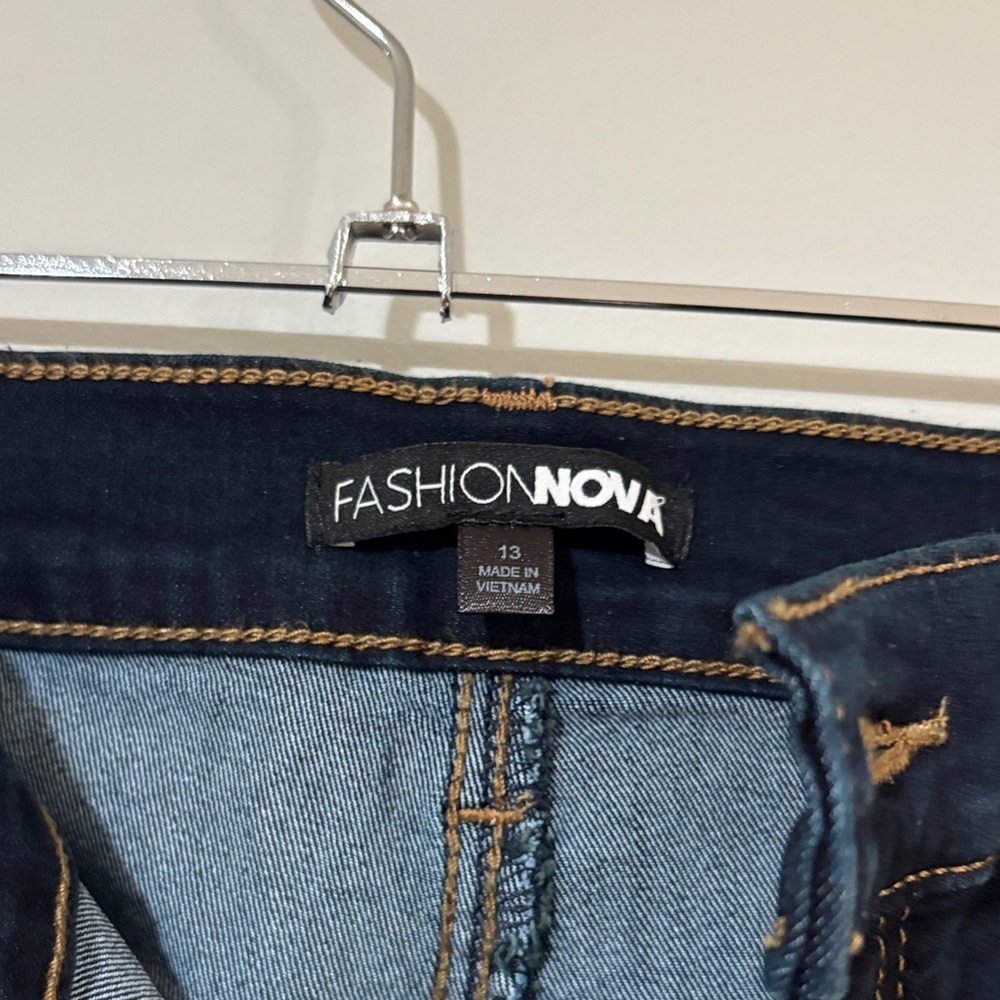 FASHION NOVA Midnight Skinny Jeans - Picture 2 of 7